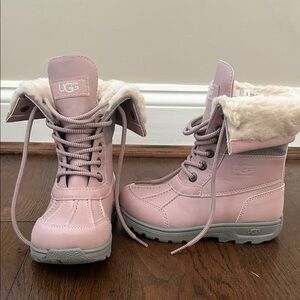 UGG Light Pink Boots with Cream Fur